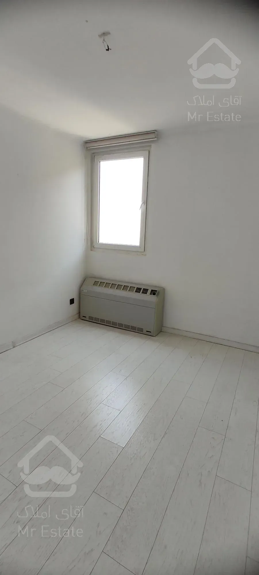 ۱۳۰متر بازسازی شده با پارکینگ مسقف آتی ساز