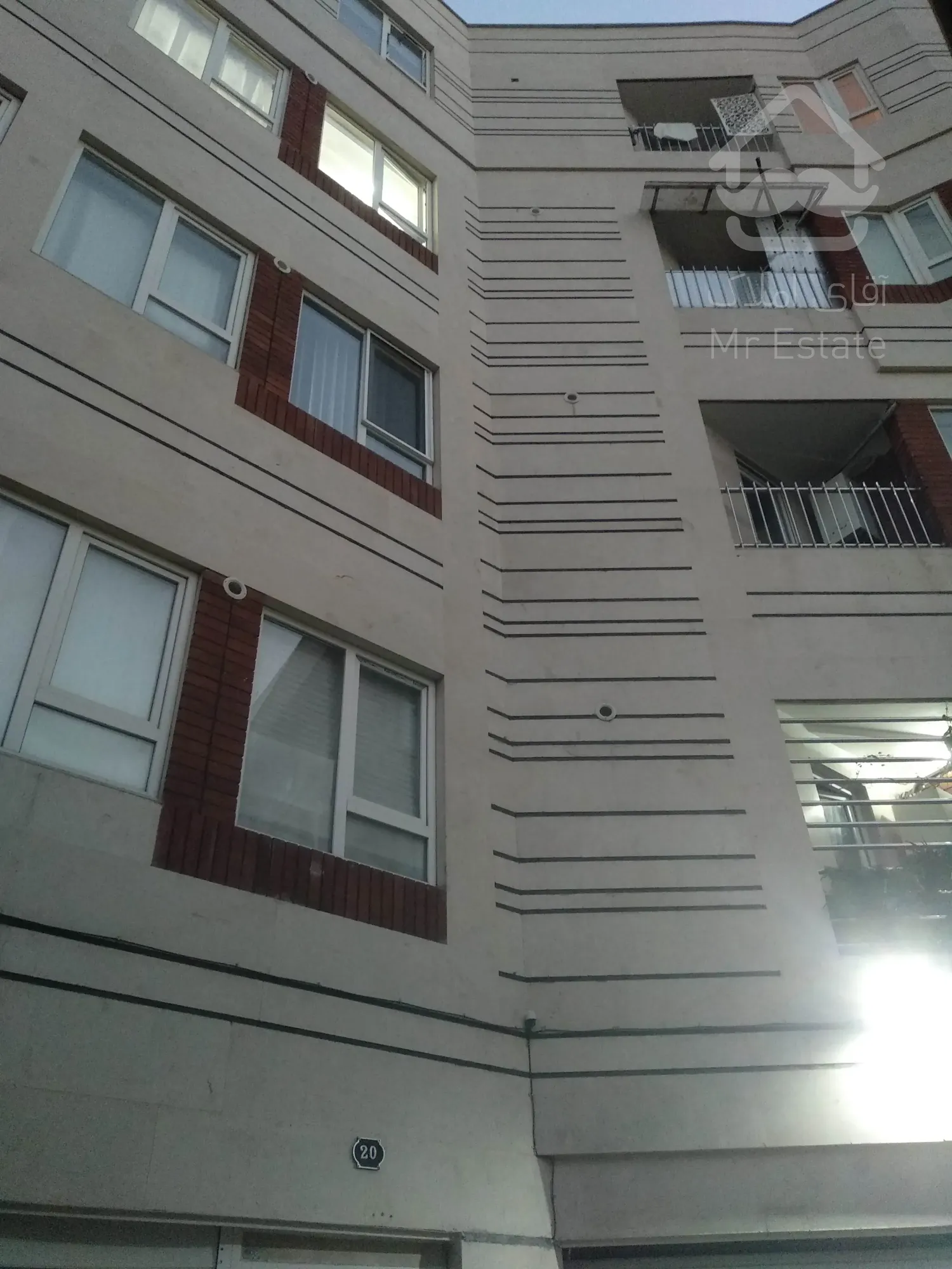 ۸۸متر/۲خواب/سالن پرده خور