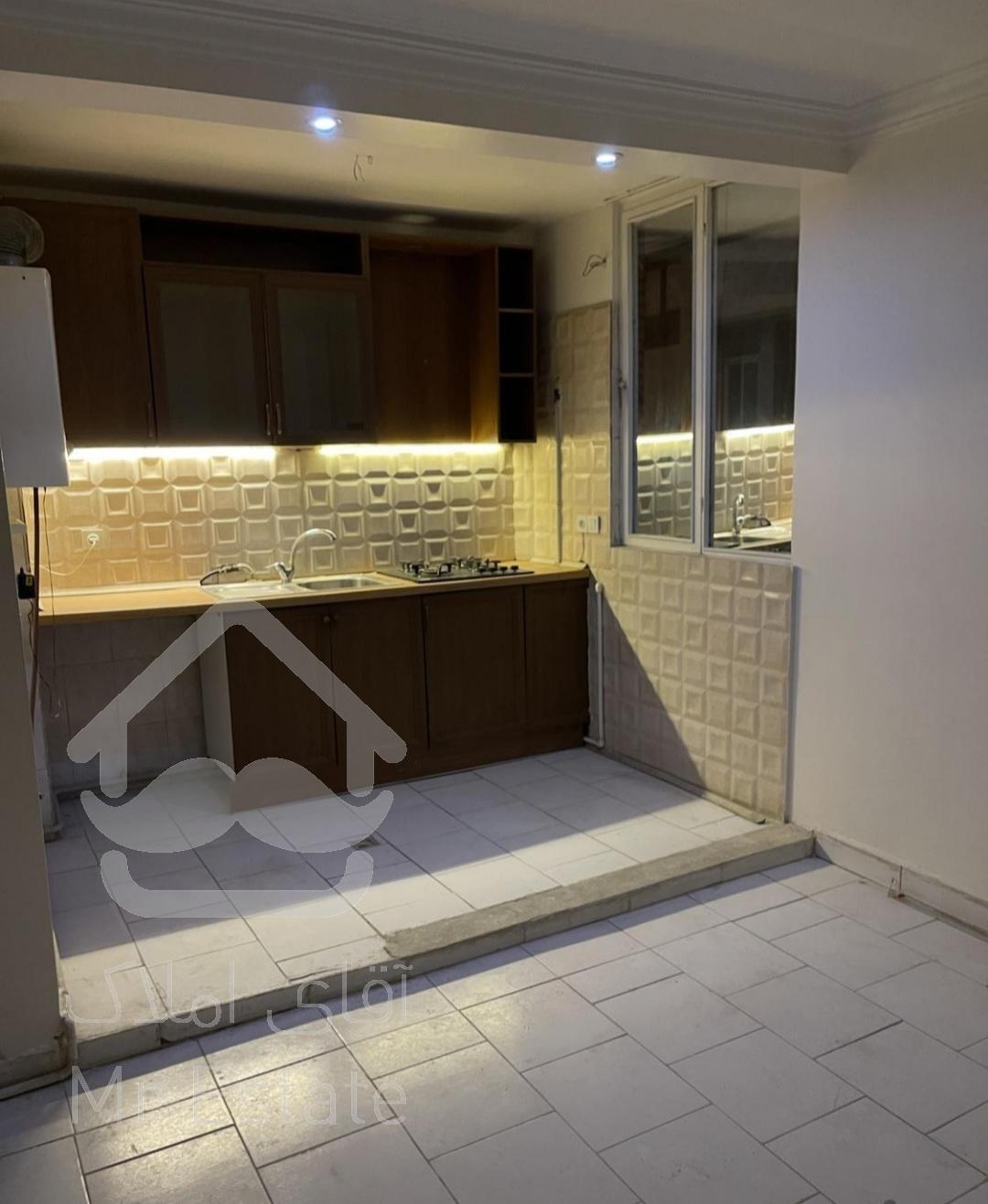 ۴۷ متر / آسانسوردار / ۲ دقیقه تا مترو