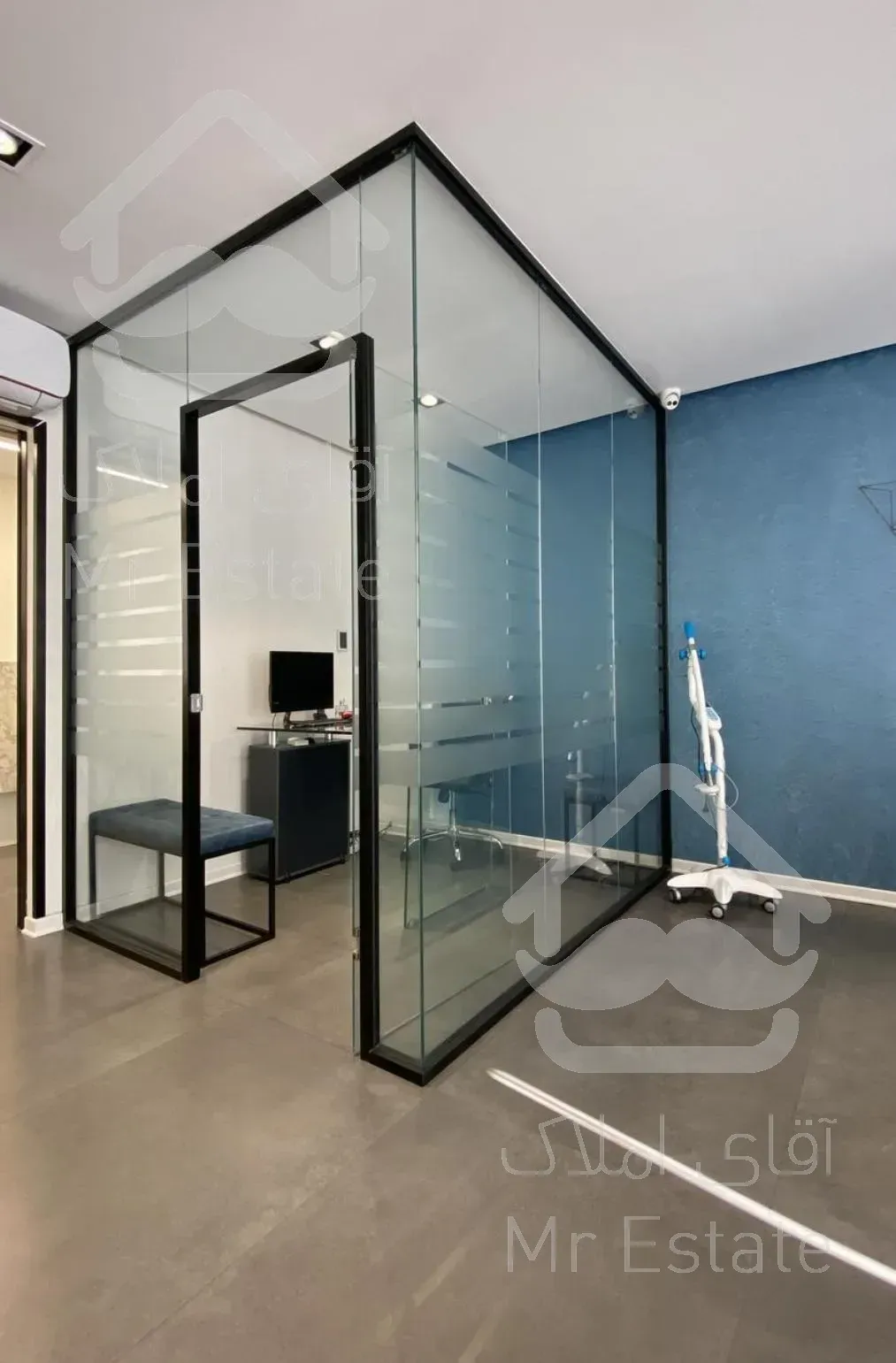 ۱۰۰متر سنداداری تراس‌ویوباز