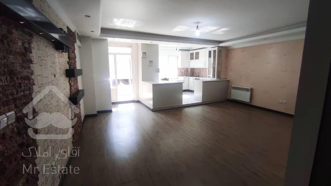 ۸۰متر بازسازی شده نور و نقشه فوق العاده