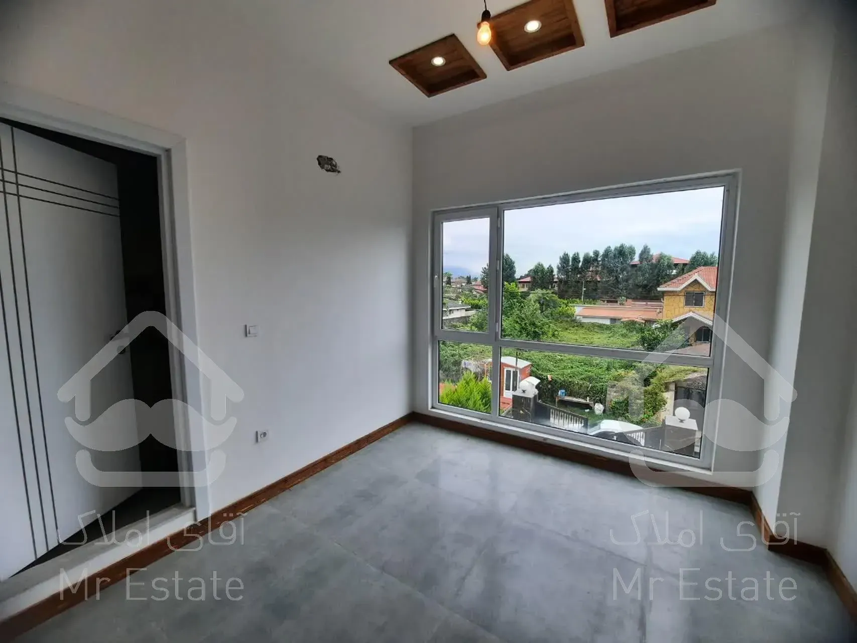 فروش ویلا در رویان سیاهرودفروش ویلا در رویان استخر دار شهرکی سند دار کلید نخورده شیک