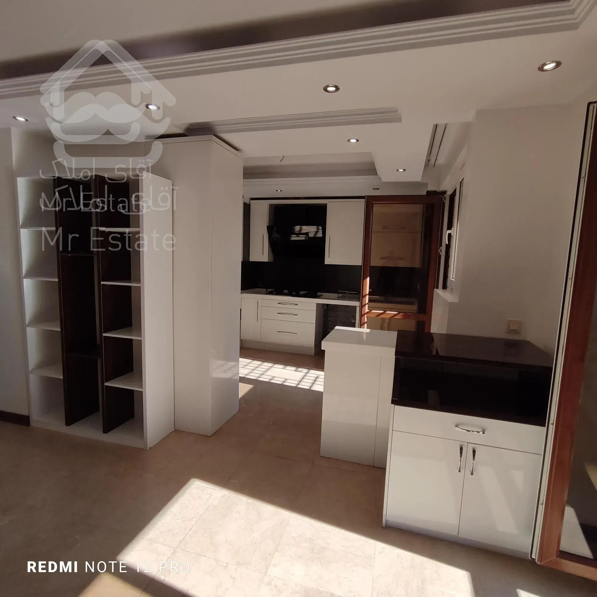 شهرک غرب ۱۵۰متر۳خواب ۶ساله تکواحدی