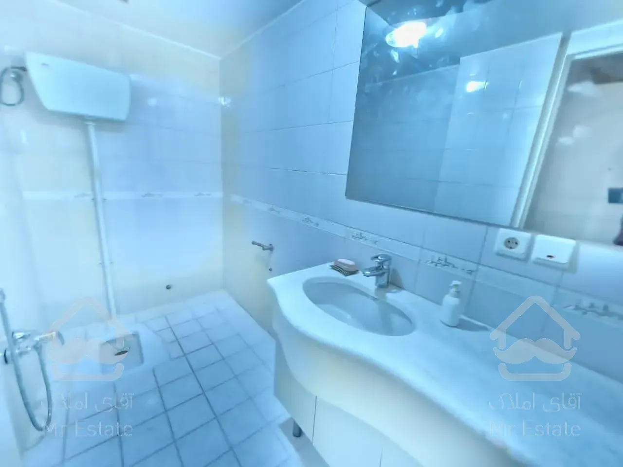 آپارتمان ۲۰۰ متری اجاره حکمت