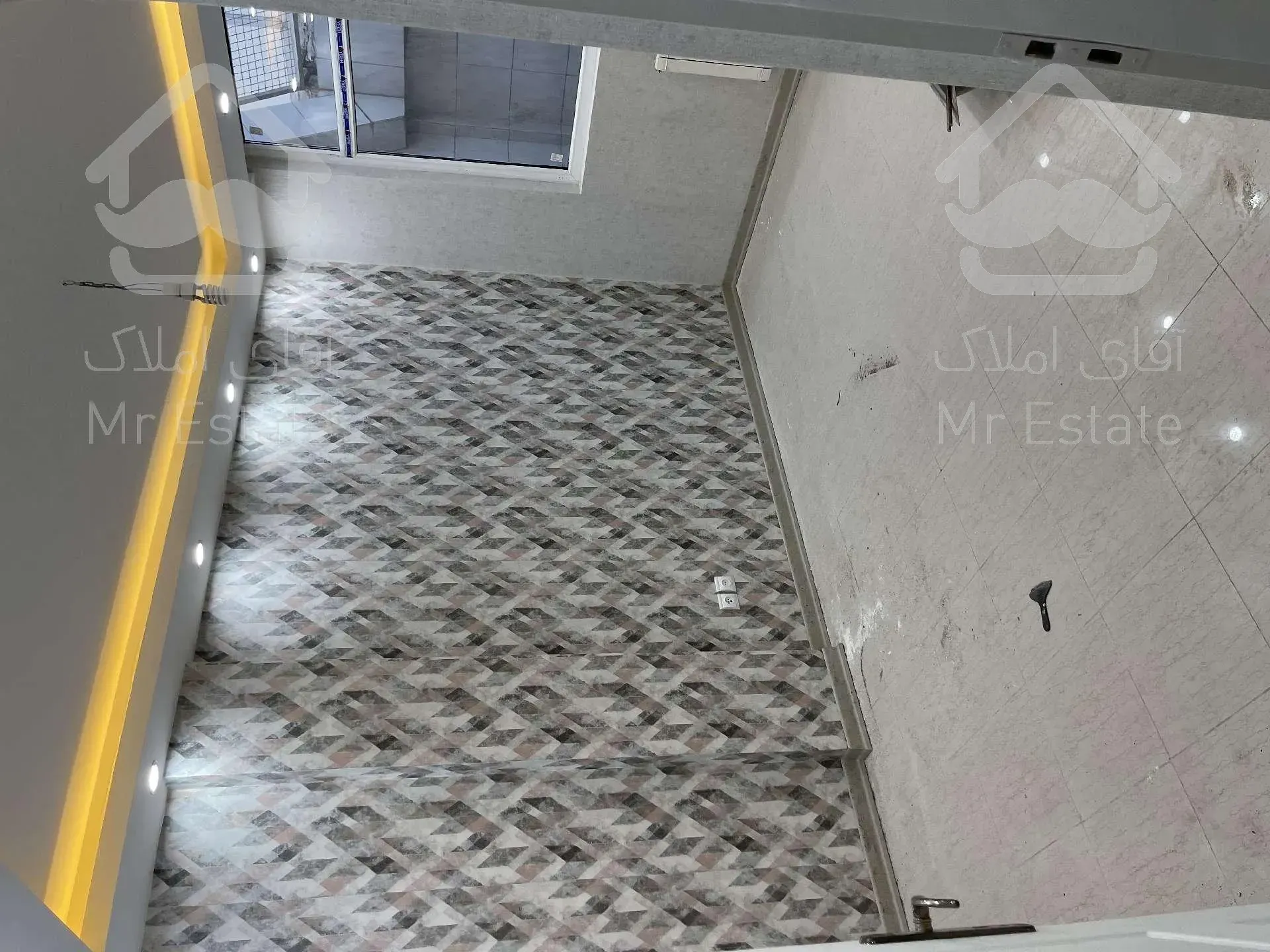 آپارتمان مشتاق/125متر/طبقه 3/معاوضه