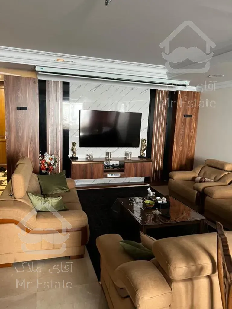 آپارتمان ۱۷۰ متری برای فروش در ازگل