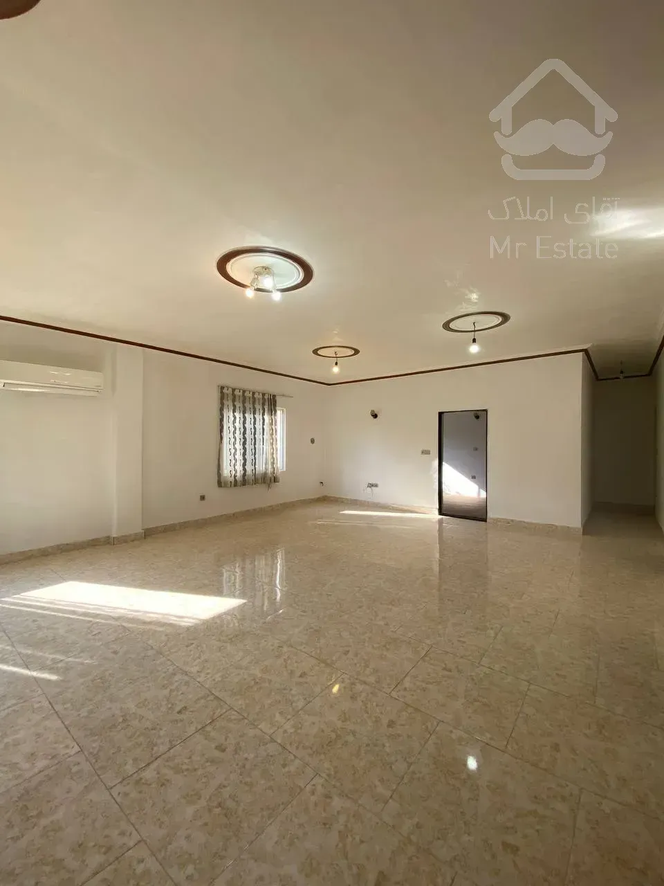 رهن و اجاره واحد ۱۶۰متری کمربندی ونوش