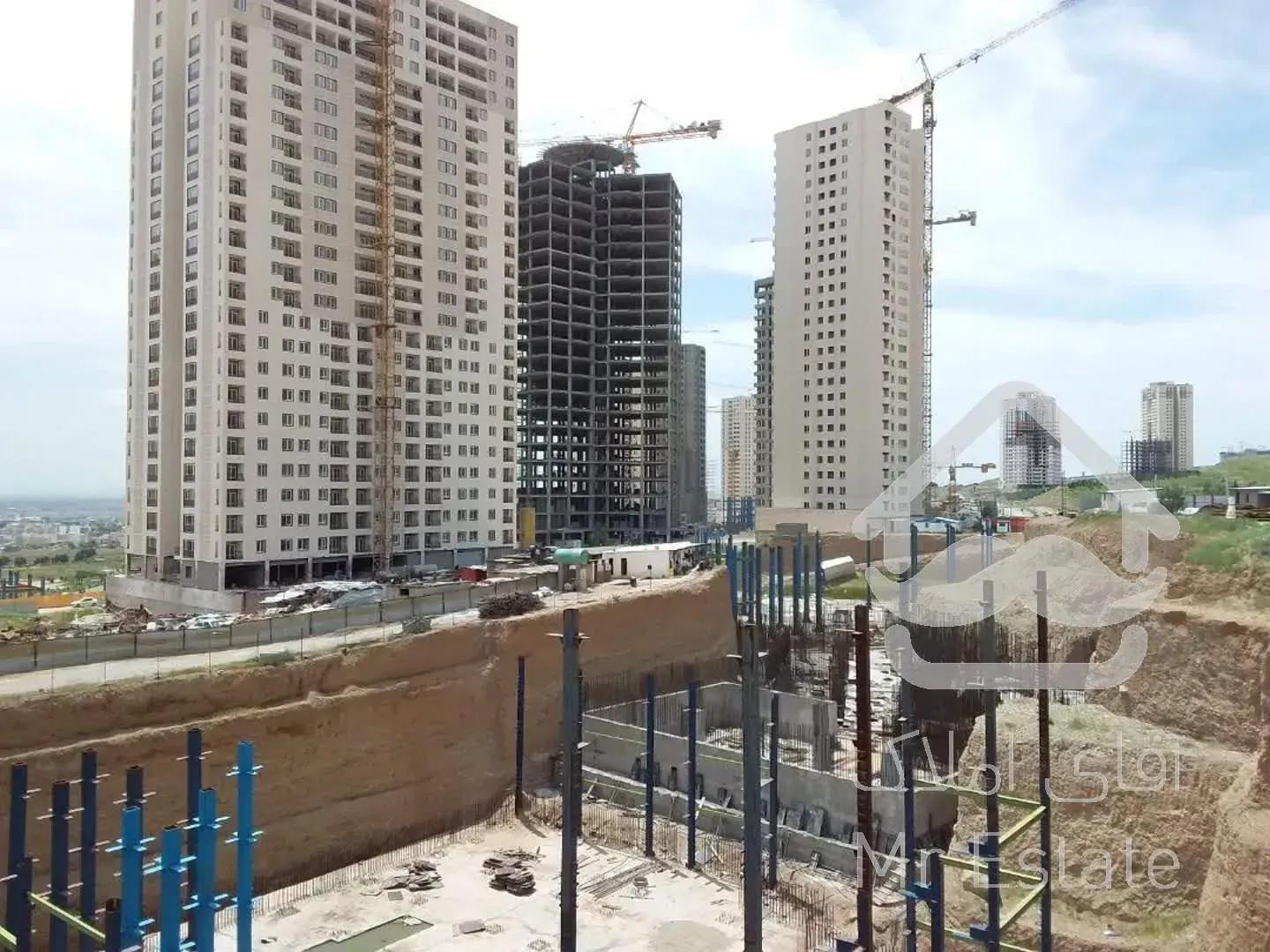 پیش فروش آپارتمان ۱۲۰ متری با شرایط عالی وام دار اقساطی