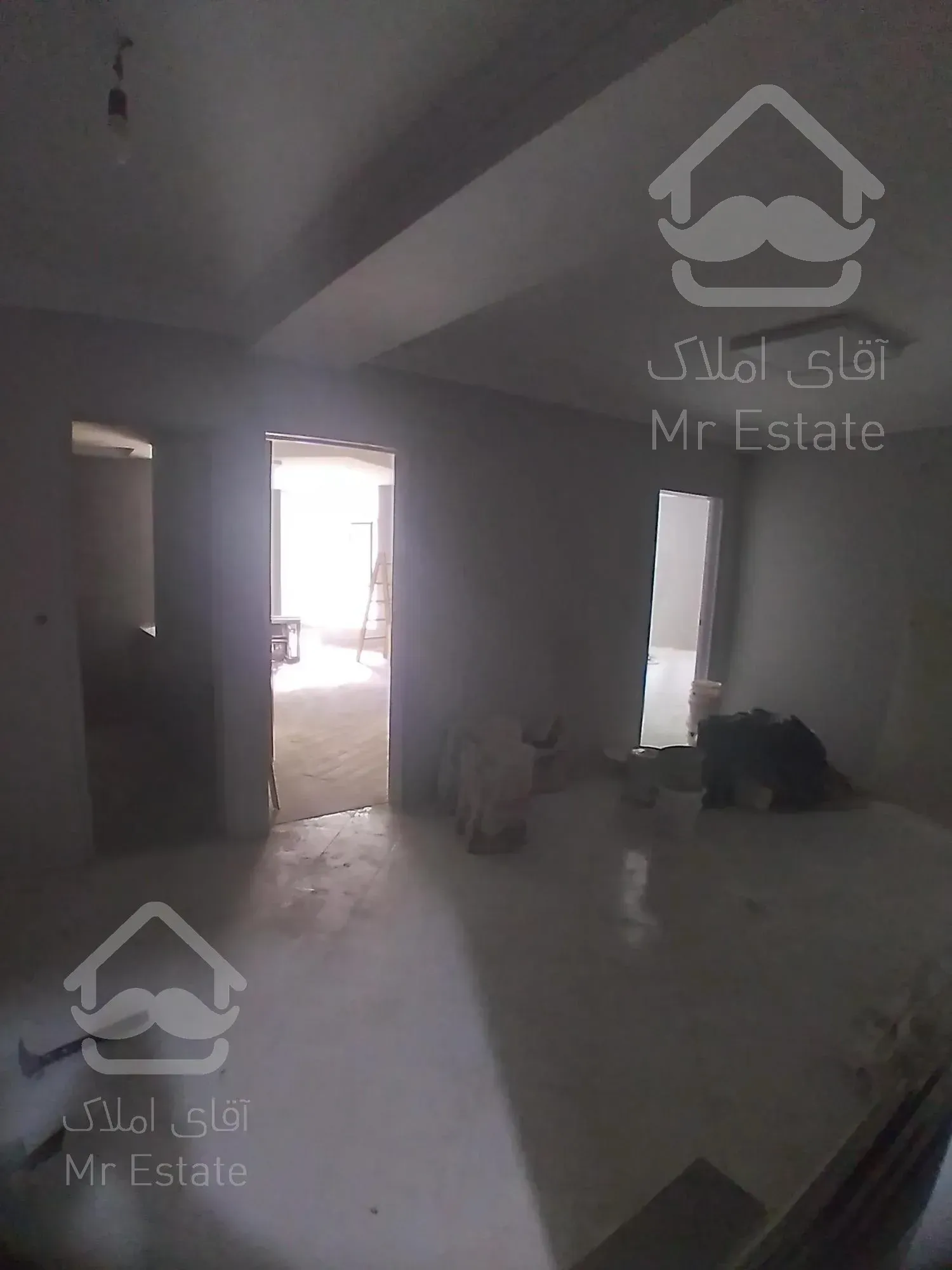 ۱۰۰ متر موقعیت اداری