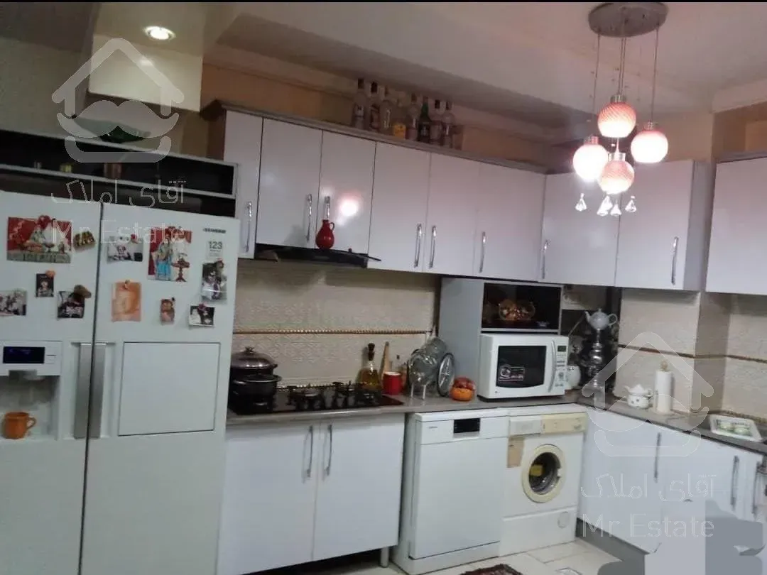 ۹۰ متر آپارتمان خیابان هراز