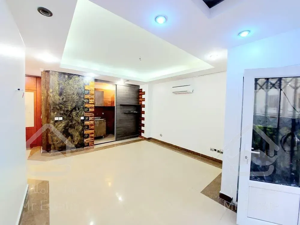 ۶۰متر رو به رو بیمارستان عرفان مطب دفتر کار