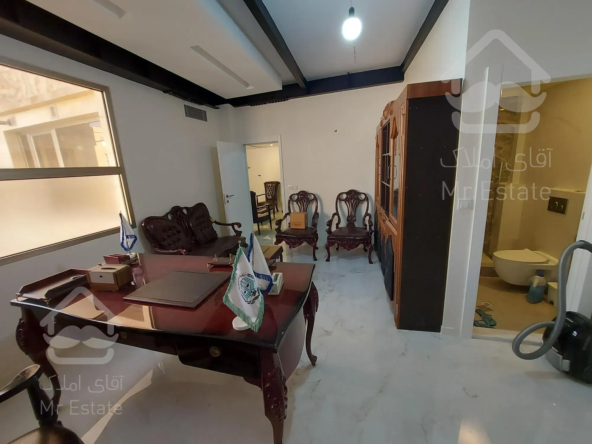 احاره موقعیت اداری مبله ۶۵متر ۱اتاق مطهری جم قائم مقام