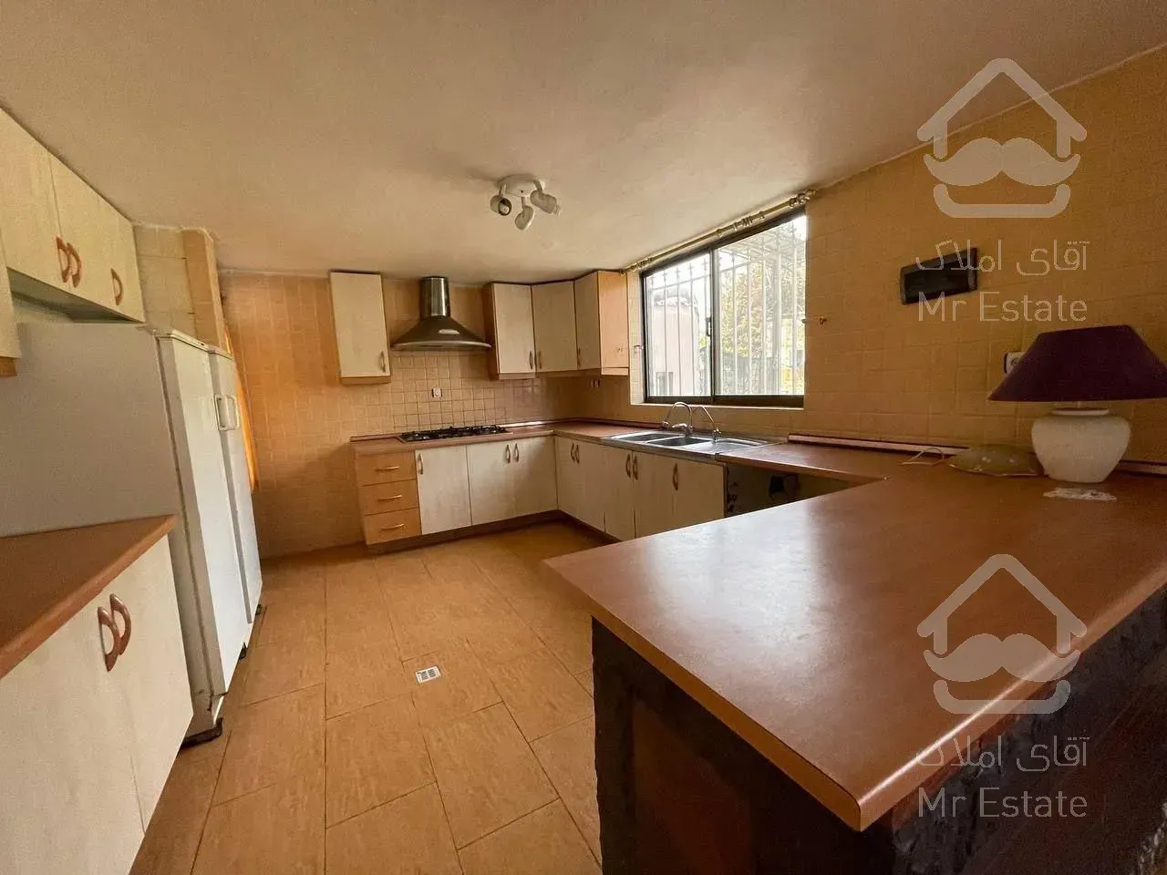 ویلا ۴خوابه شهرکی سند دار