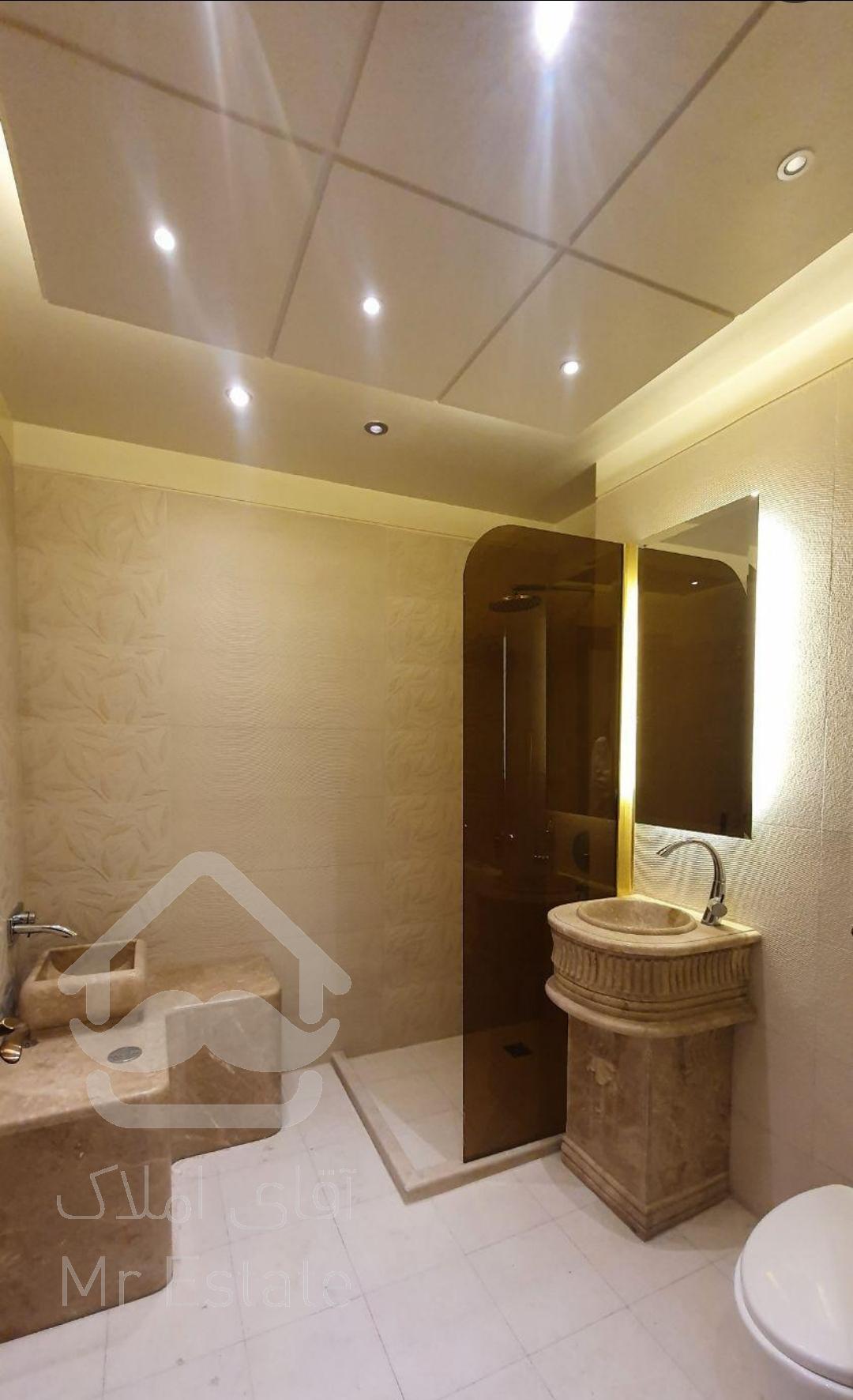 ۲۰۰ متر/۳ خواب/ویو ۳۶۰ درجه/شهرک نفت