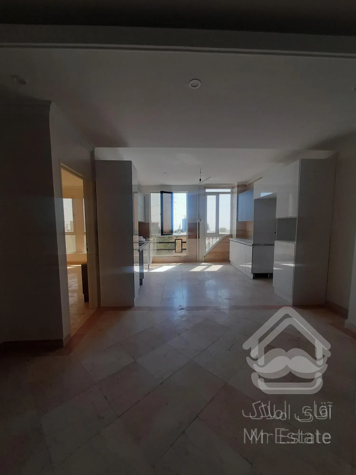 فروش ۱۰۵.متری همیلا خطی رو به آفتاب قابل تهاتر