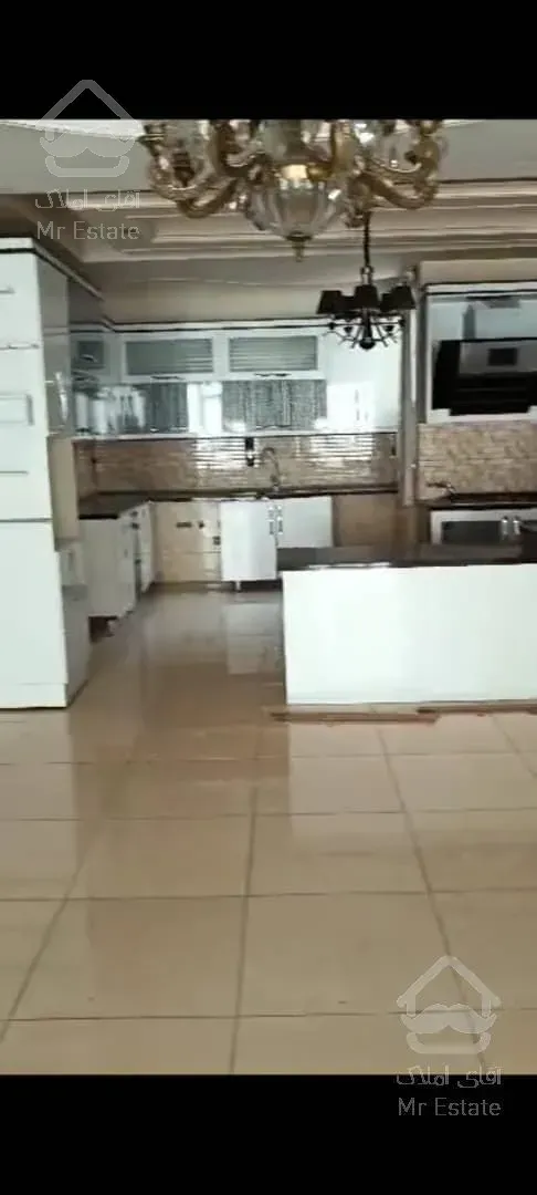 170متر۳خواب*موقعیت اداری،مسکونی*شاخه اصلی فردیس