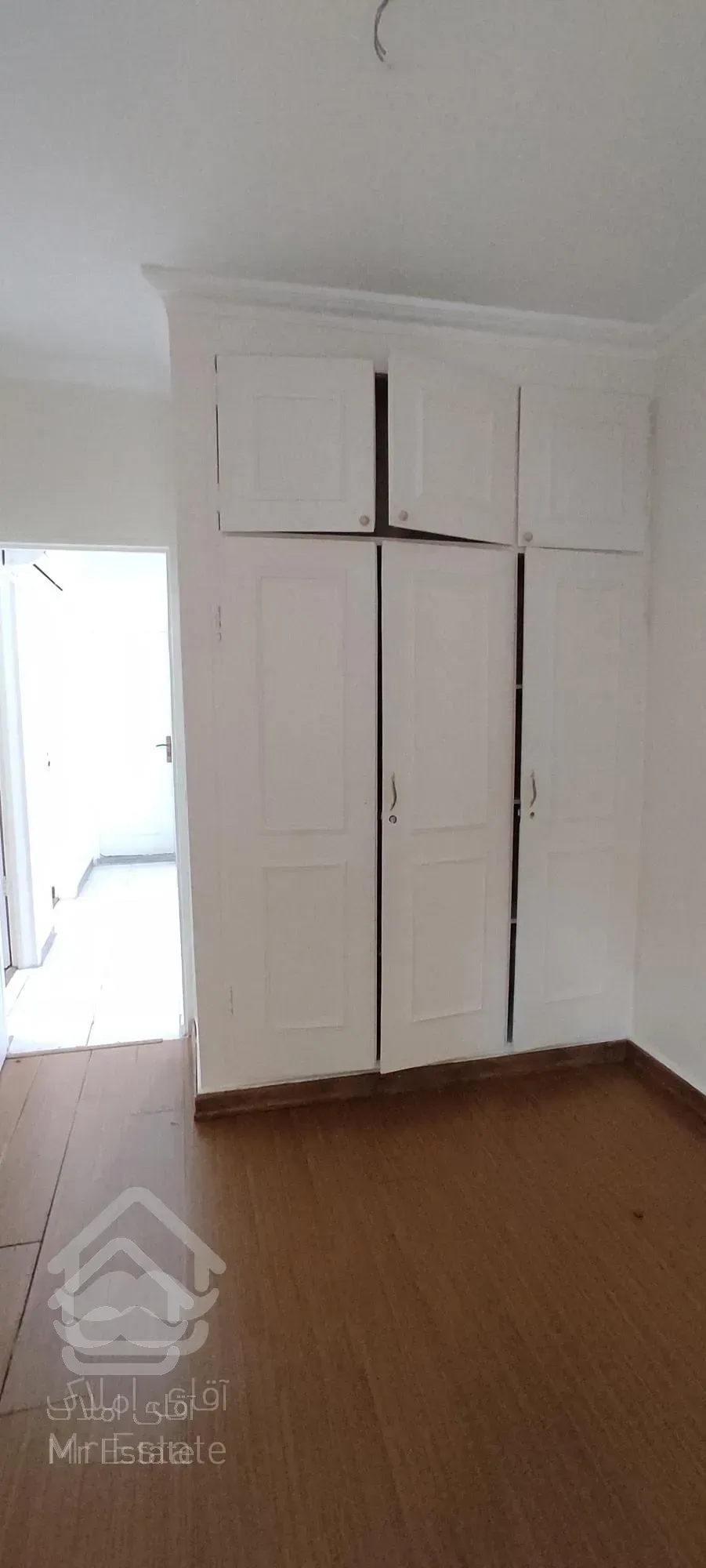 ۱۰۵متر ، ۲بالکن ، ویو دار سعادت آباد