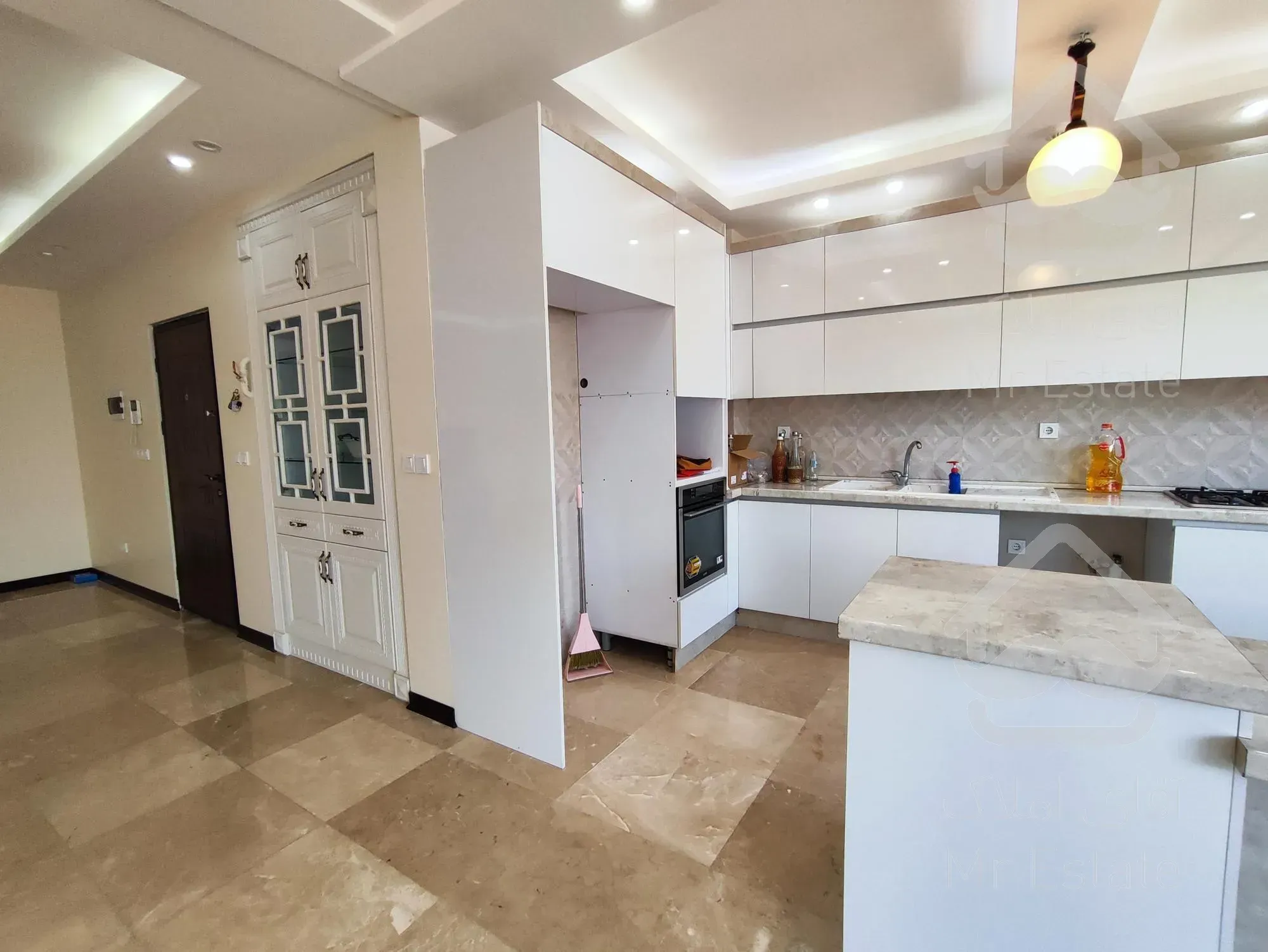 ۱۱۸متر۲خواب دهکده المپیک تک واحدی نوساز منطقه۲۲