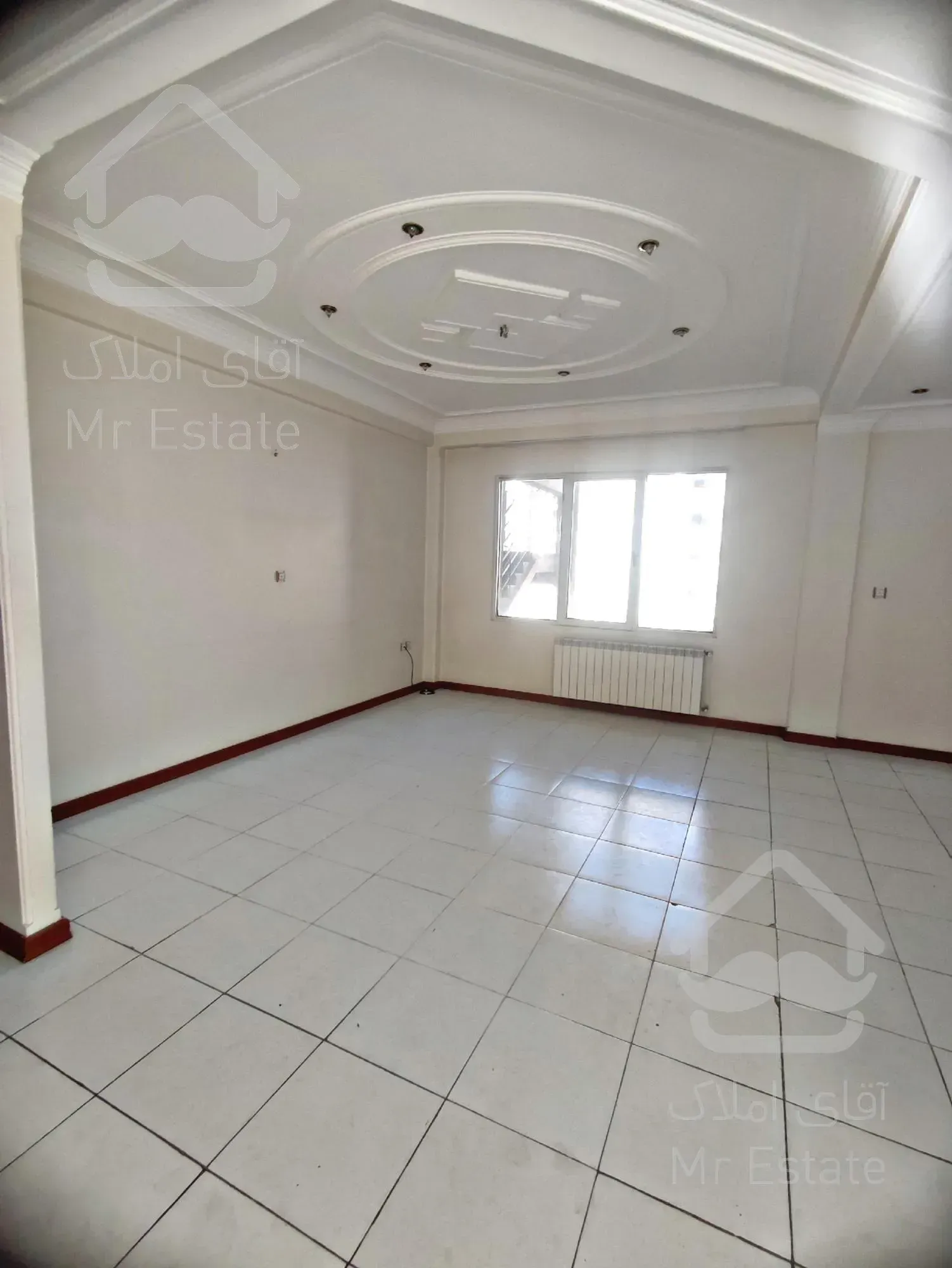 رهن و اجاره آپارتمان 150 متری در چیتگر با ویو دریاچه