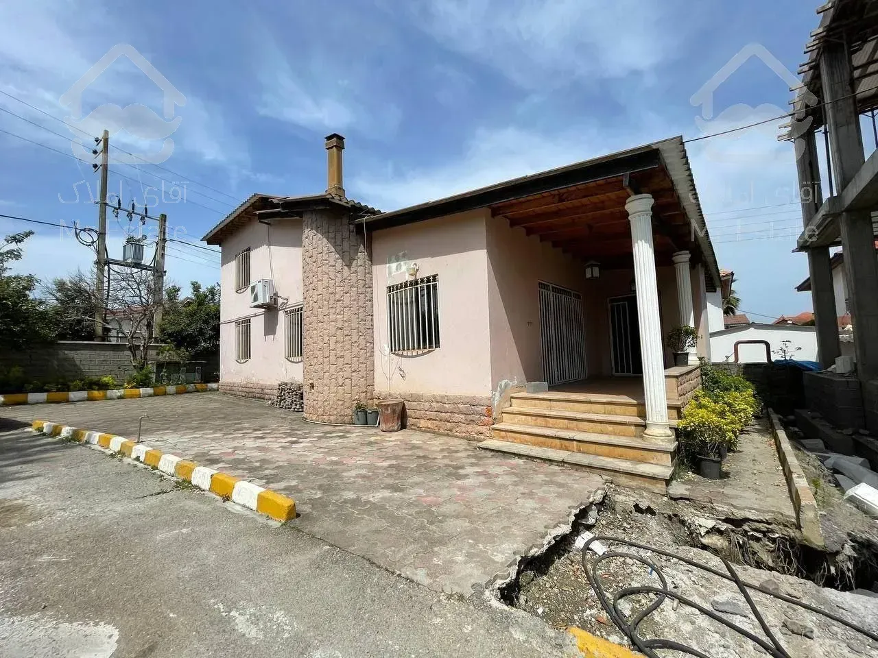 ویلا ۴خوابه شهرکی سند دار