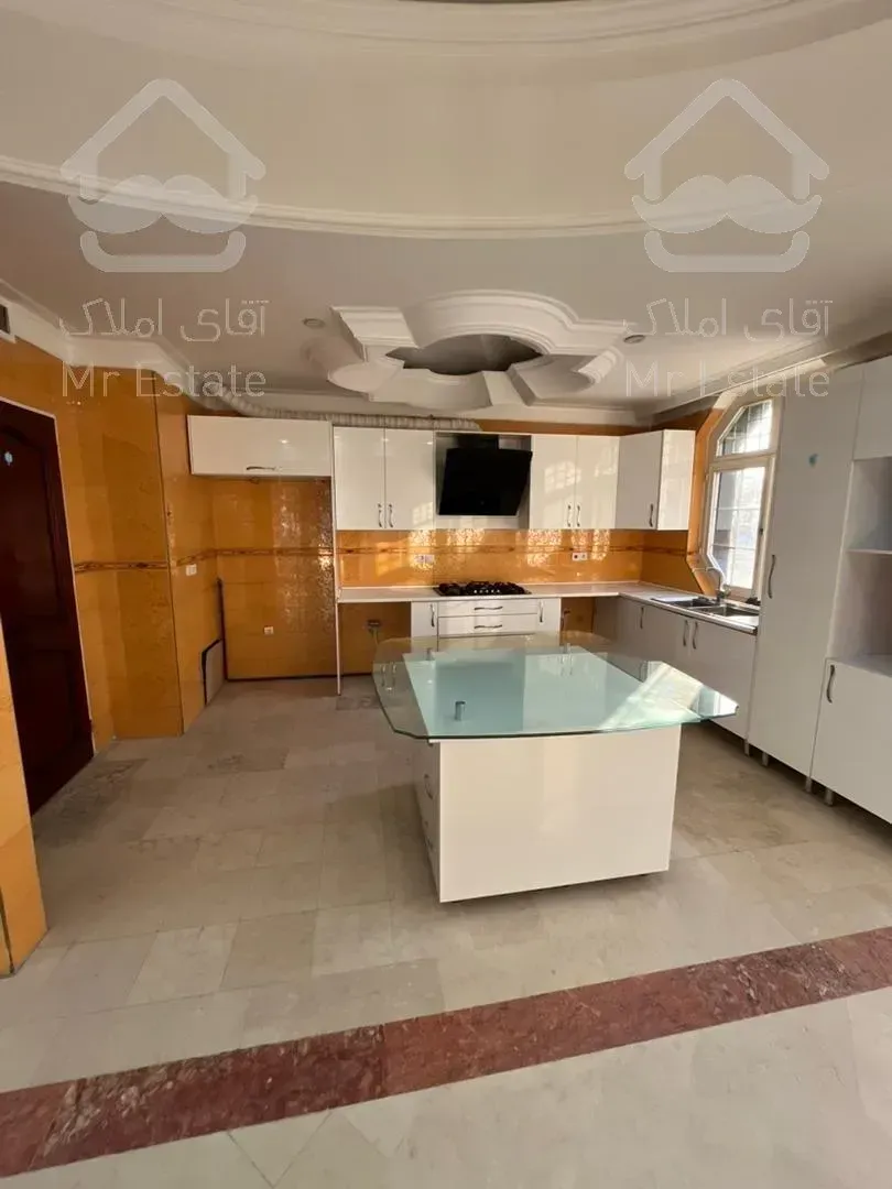 اجاره آپارتمان ۱۷۰ متری ۳ خواب در فرمانیه شرقی