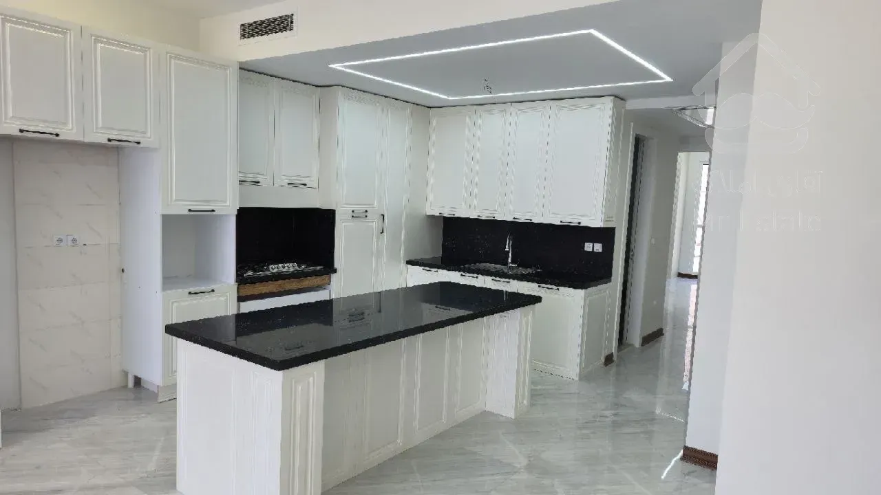 ۱۲۵متر/یوسف آباد/نوساز/سفربه خانه ای پر از نور