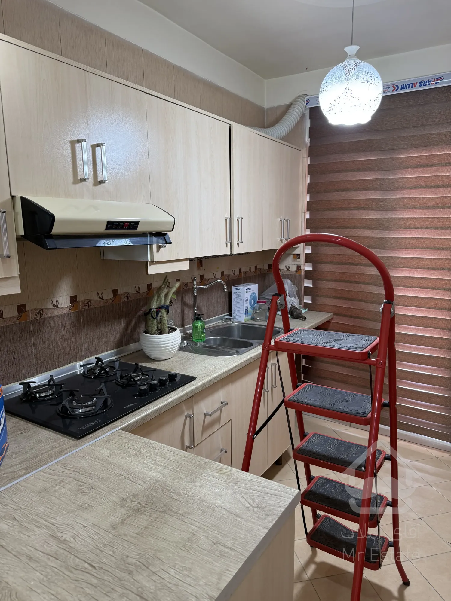 ۴۵ متری تک واحدی ۹ ساله