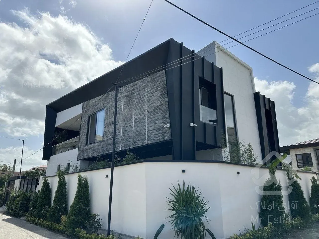 ویلا مدرن استخر دار مهندسی ساز در رامسر