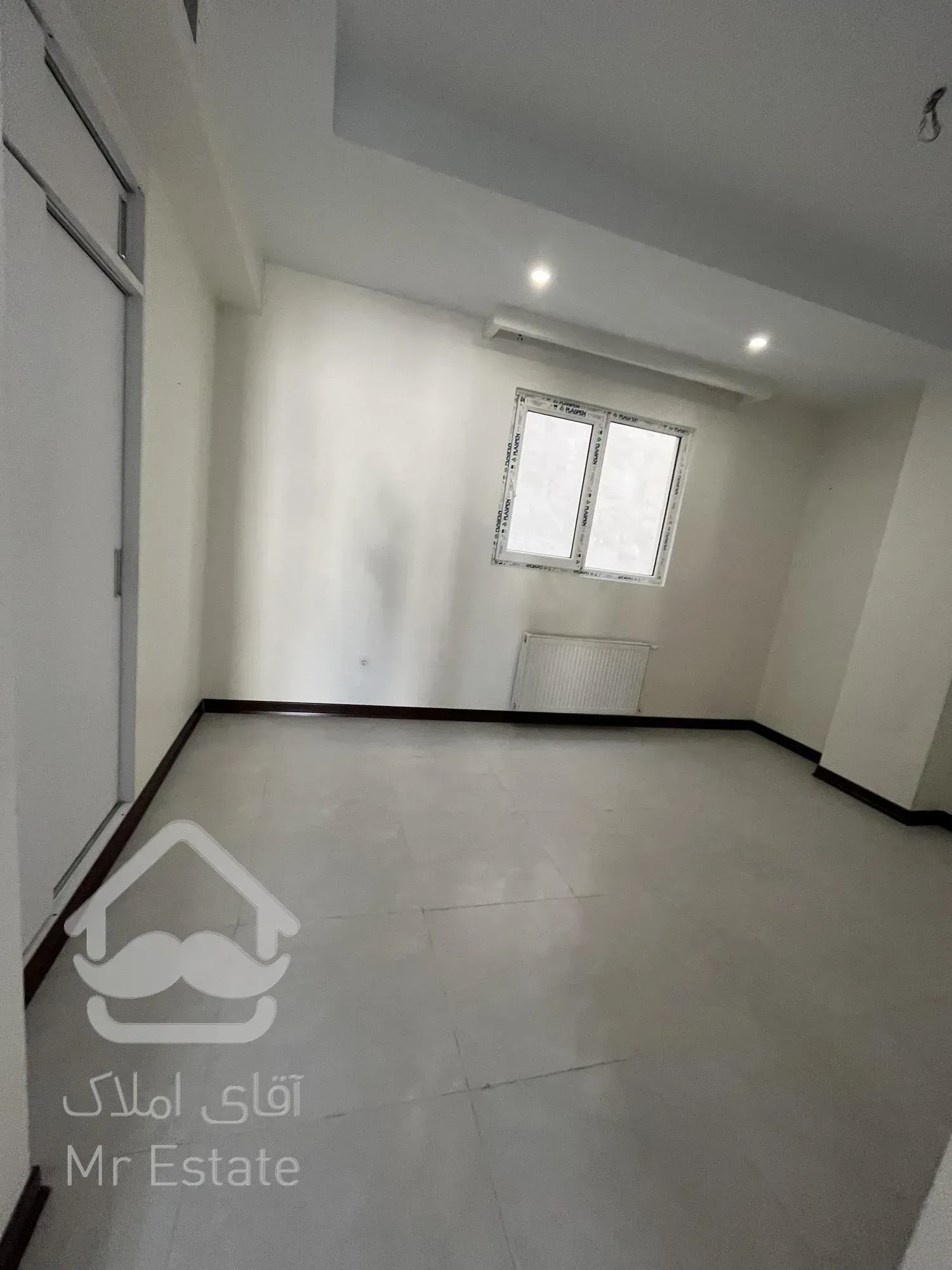 ۶۸ متر خوش نقشه فول امکانات