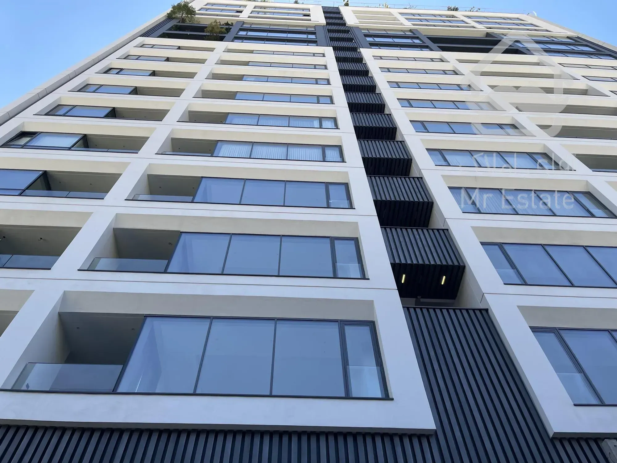 ٣٢٠متر زعفرانيه سوپر لوكس