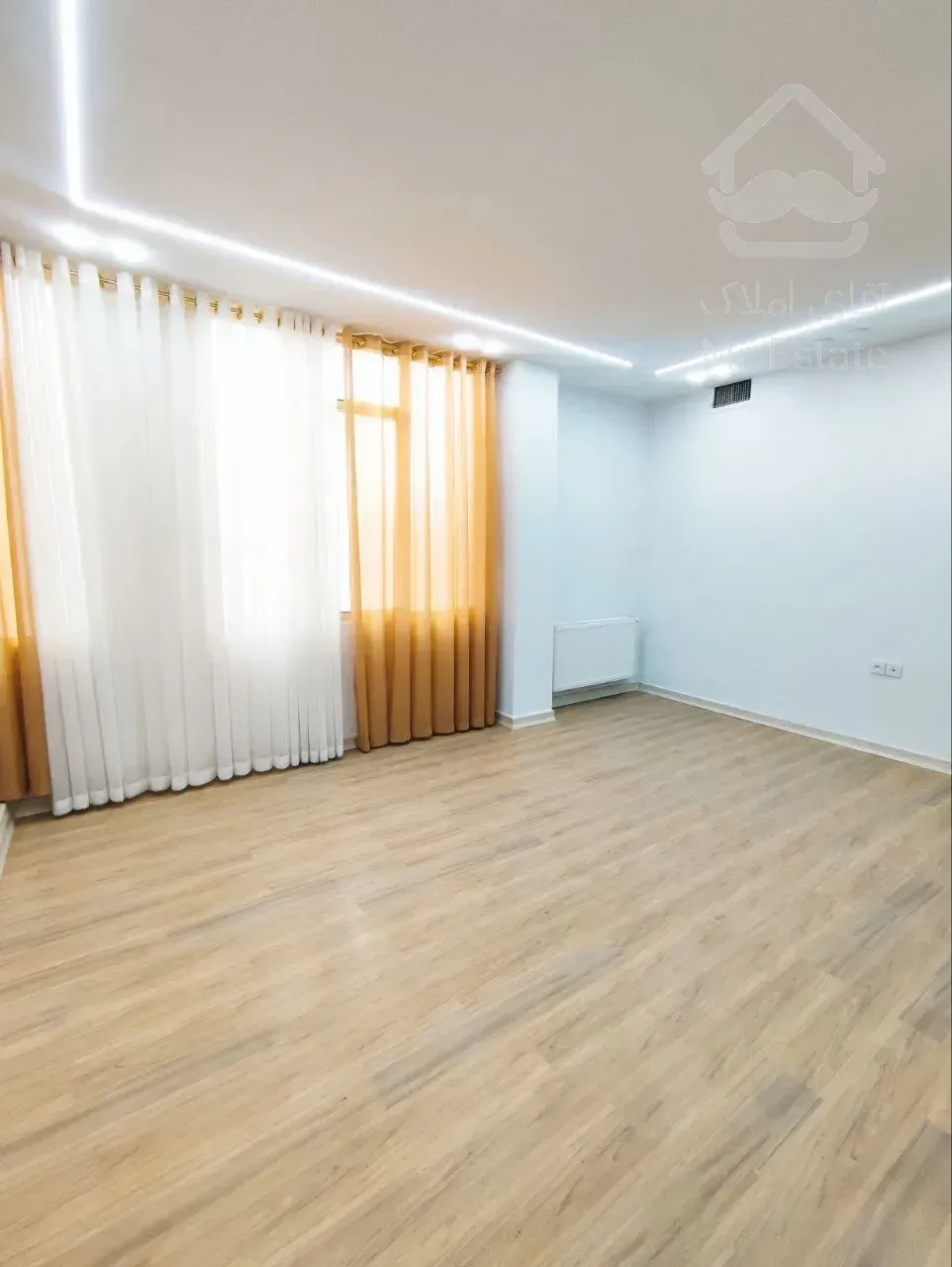 فوری فوری فروش واحد مسکونی با وام