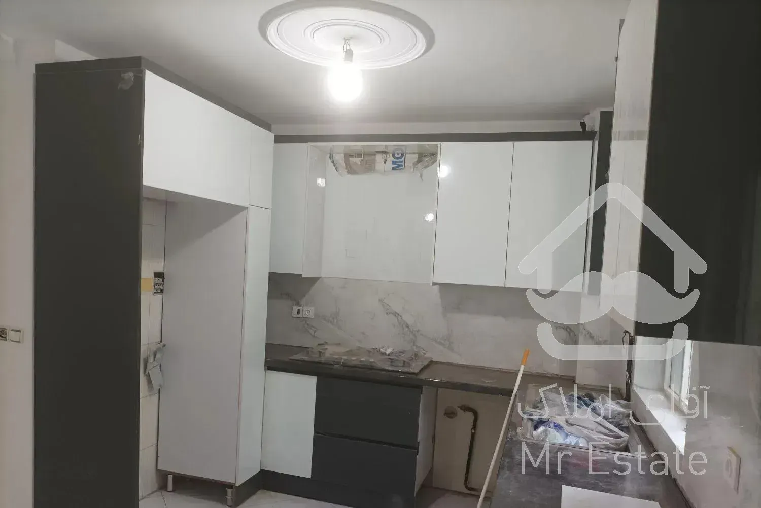 اپارتمان شهرک شهید باقری دریاچه چتگر منطقه ۲۲