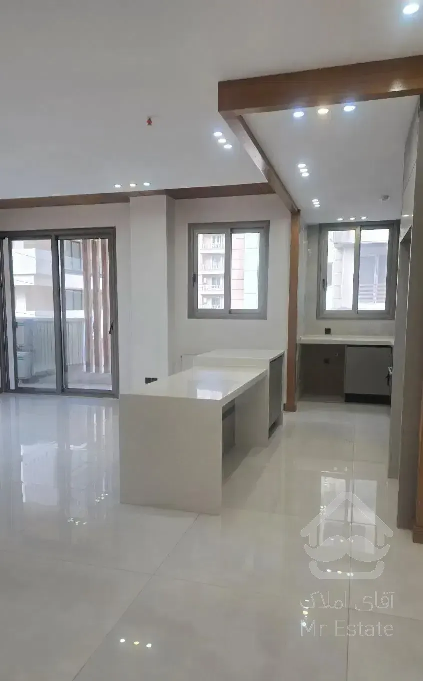 آپارتمان شهرکی بدون مشابه لوکیشن برند