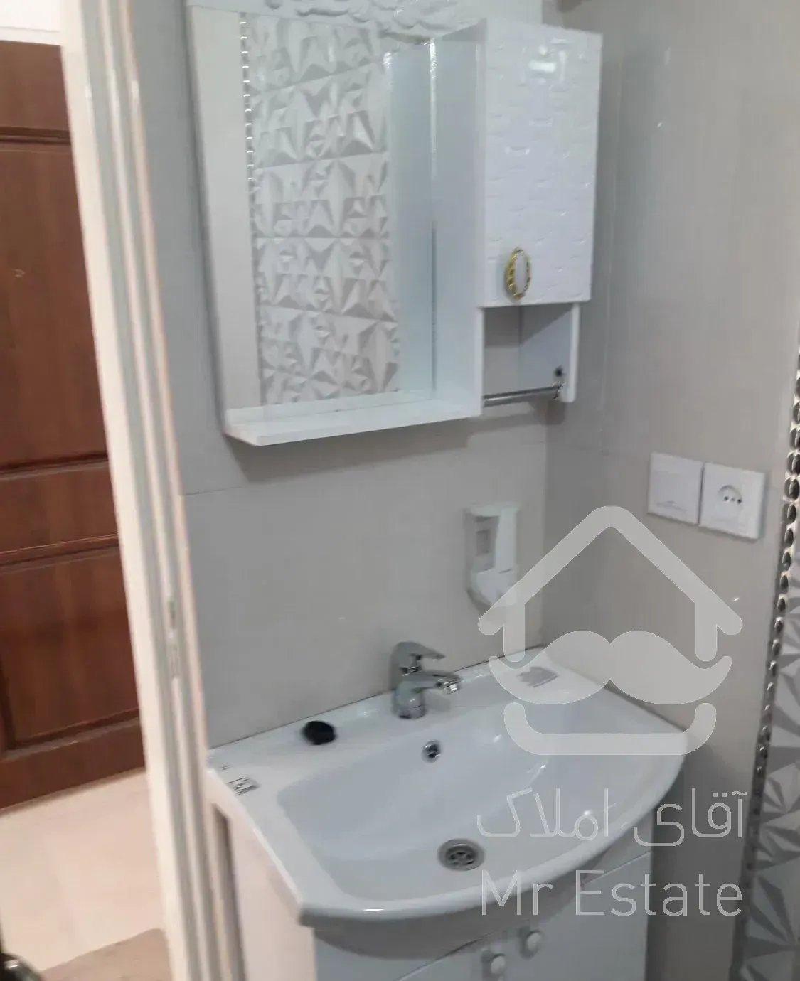 رهن و اجاره آپارتمان ۱۰۵مترفرهنگ مهرآوران صفائیه