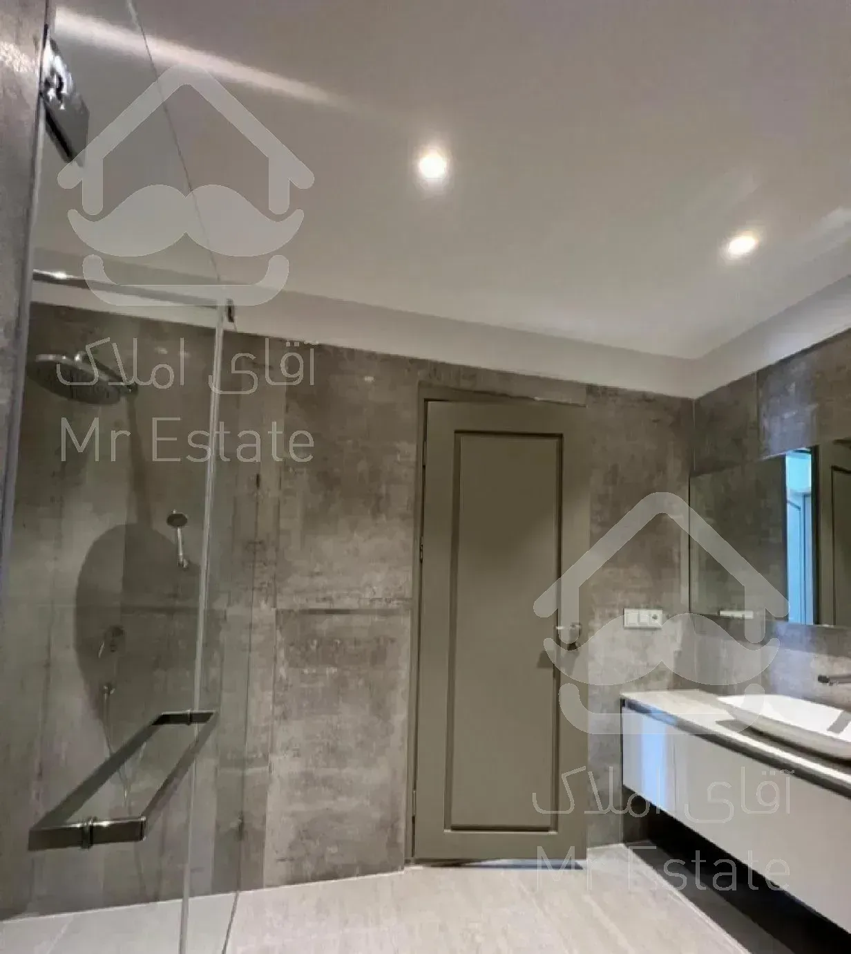 نیاوران ۲۶۰ متر ۲ پارکینگ فرنیش برج باغ