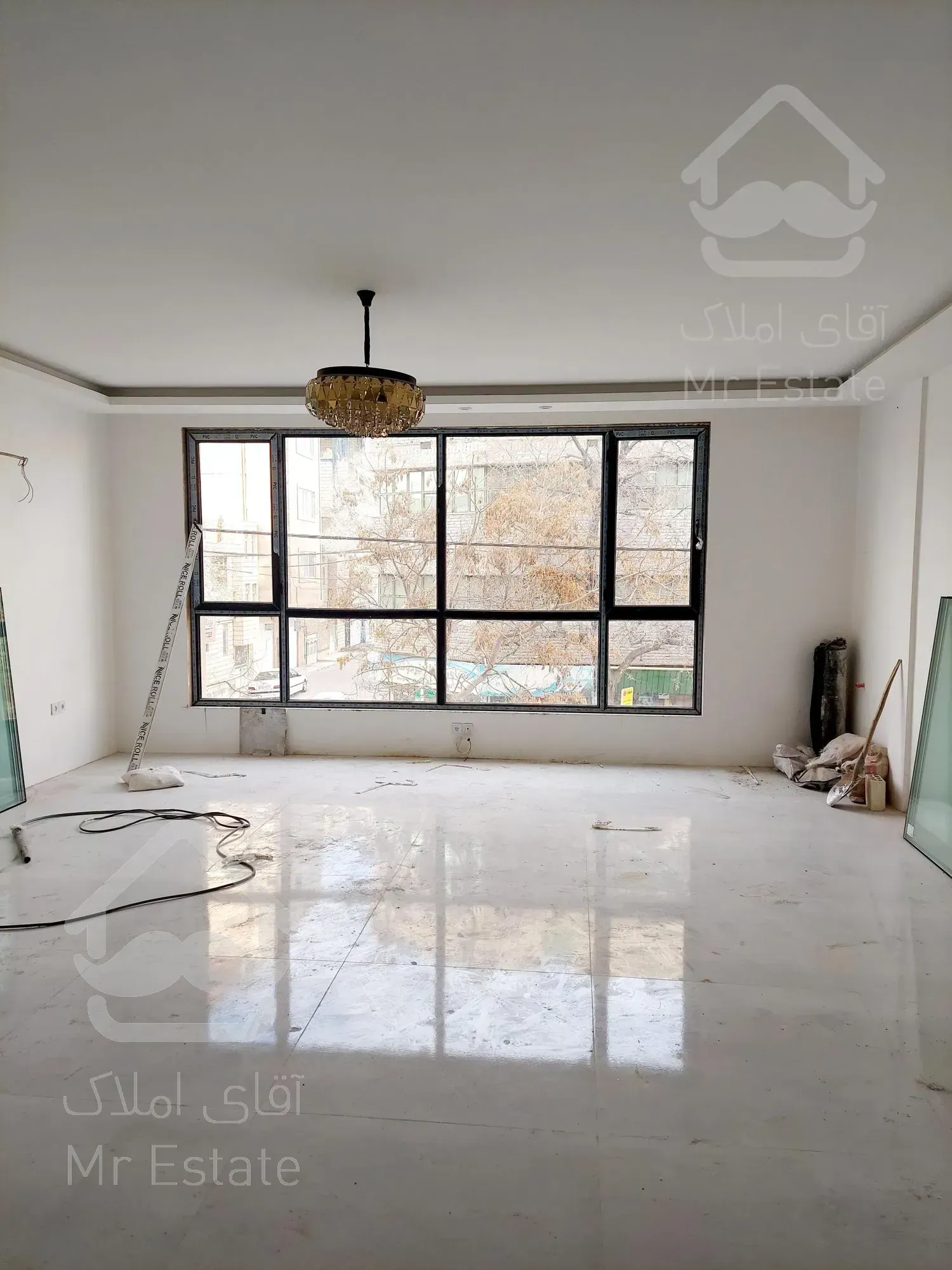 ۱۱۲متری دونبش