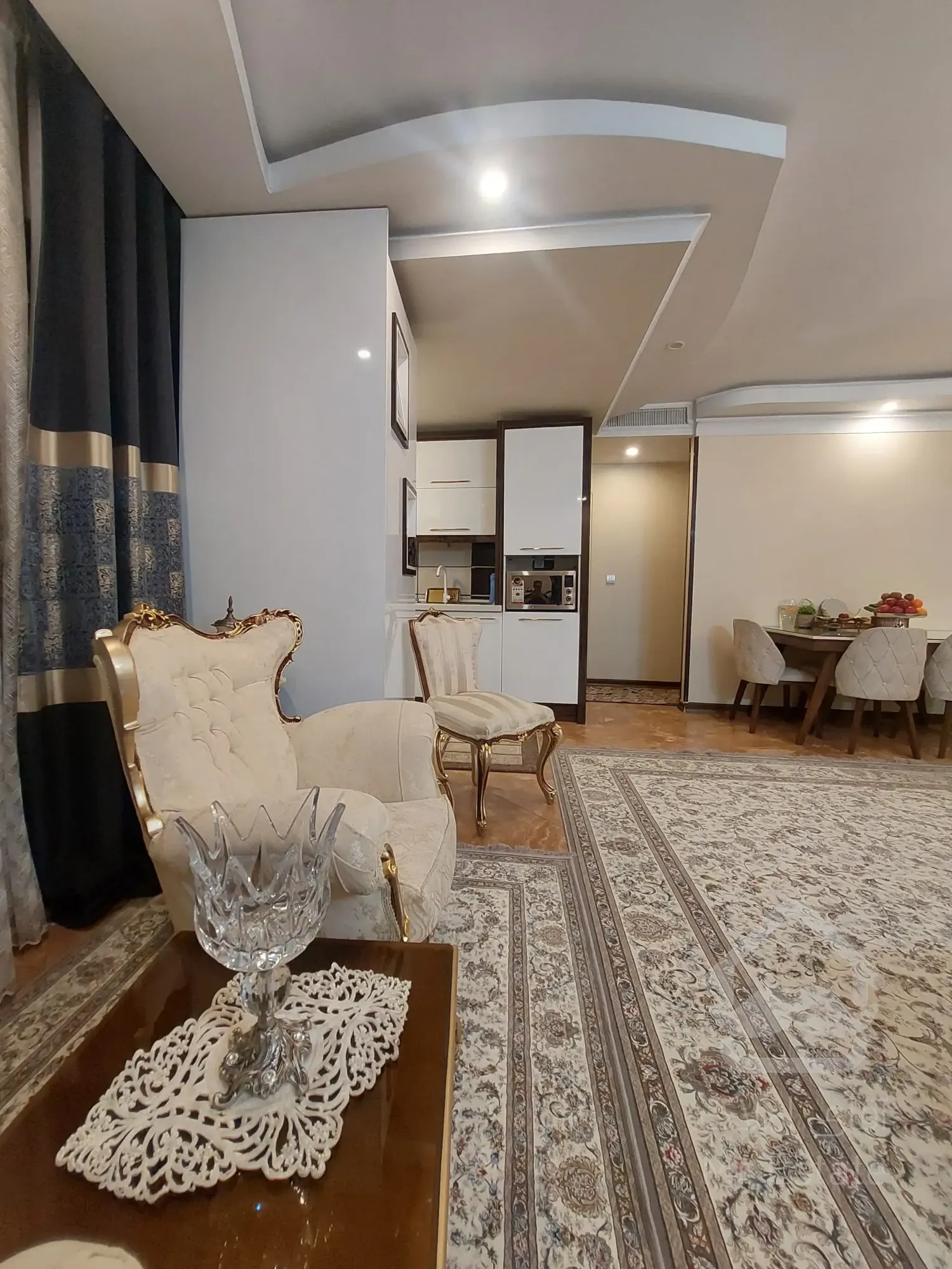 واحد ۸۰ متری وصفنارد