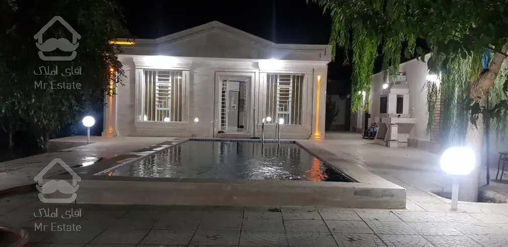 ویلا ۲۰۰۰متری