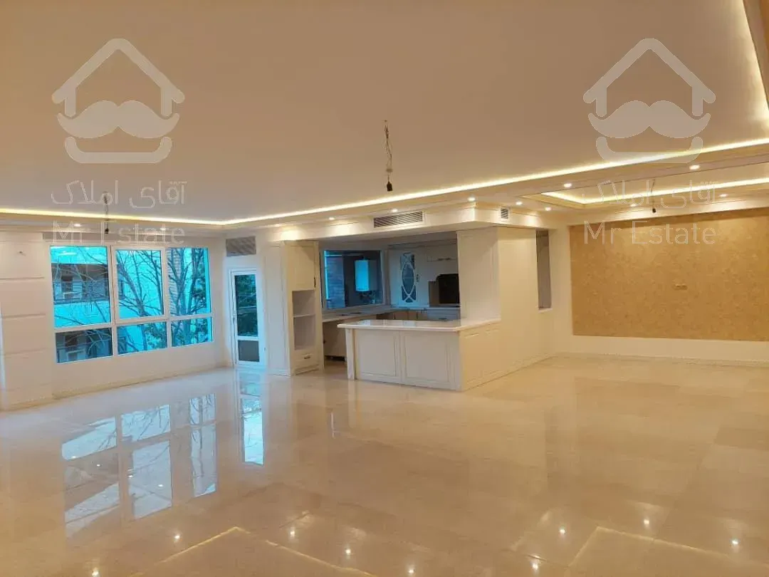 رهن و اجاره 210 متری دیباجی