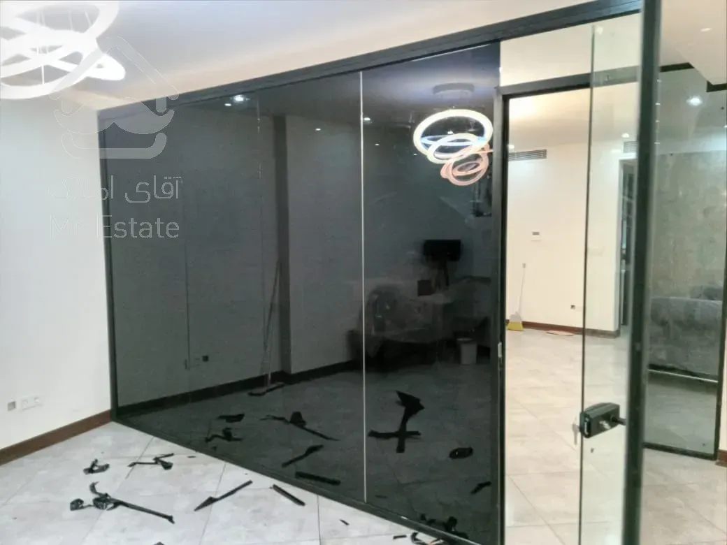 برچسب رفلکس ، دودی و مات کن شیشه نصب استیکر