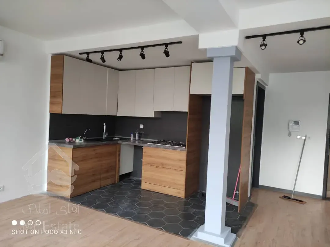 فروش 60 متری هروی