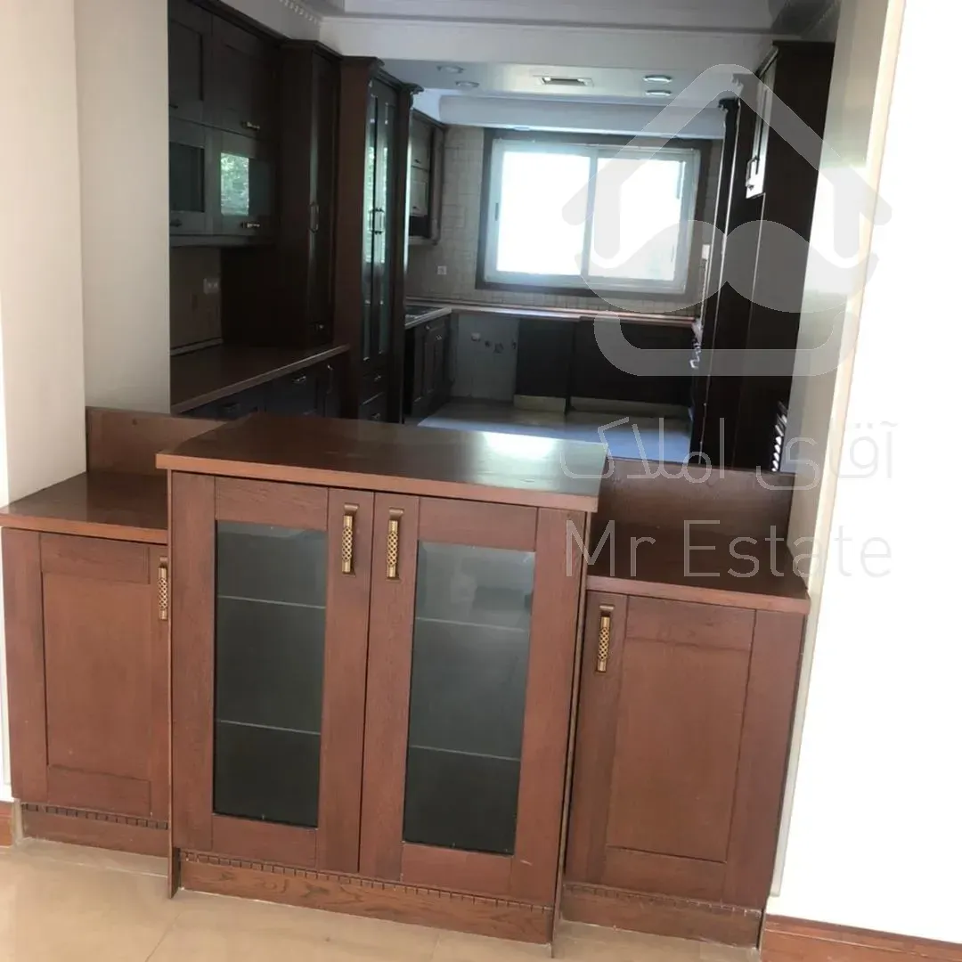 اجاره 230 متری اختیاریه