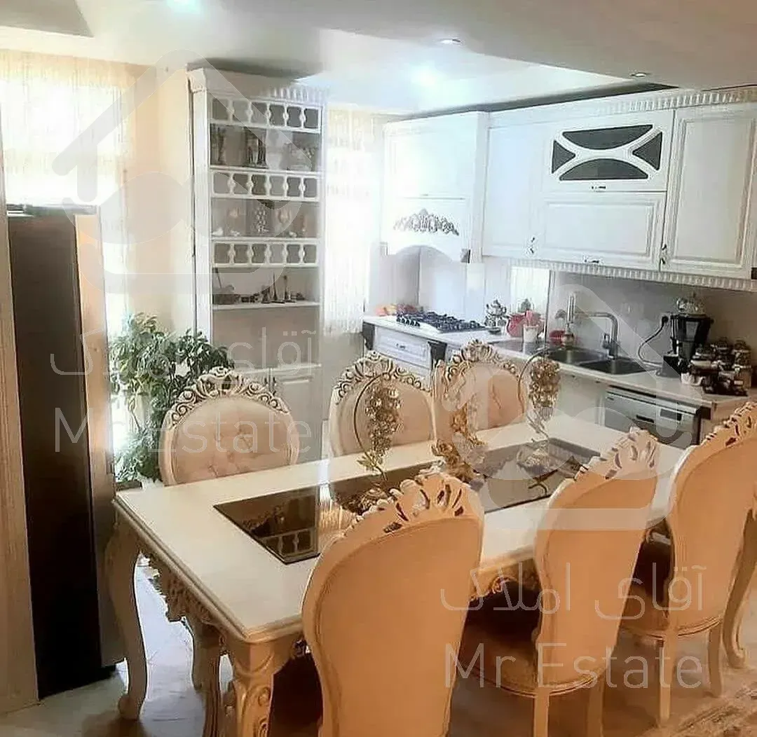 پونک  ۸۸متر  ۴ساله  رو به آفتاب