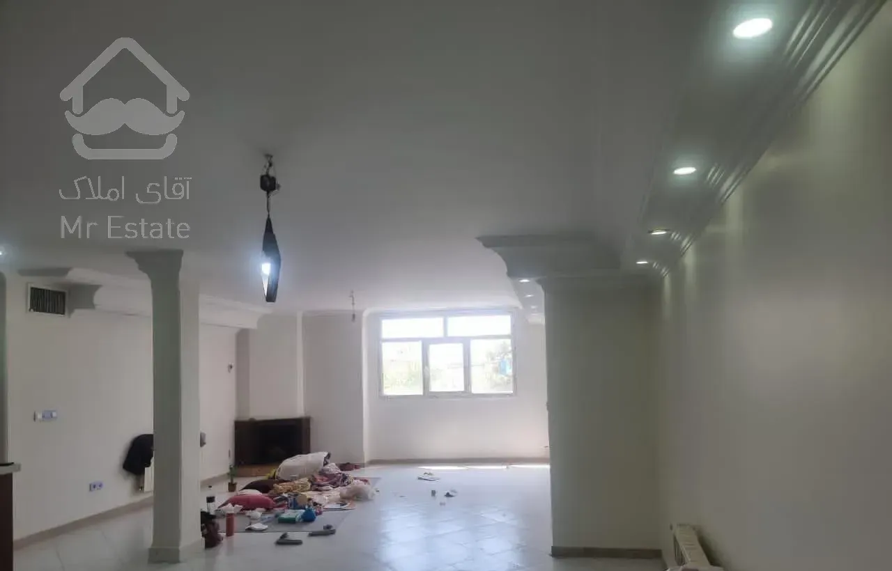 140متر 3 خوابه خوش نقشه اوایل خیابان دربند