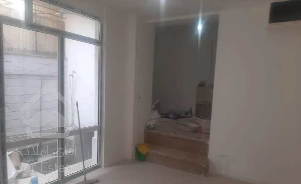 ویلایی نقلی دوطبقه / کن