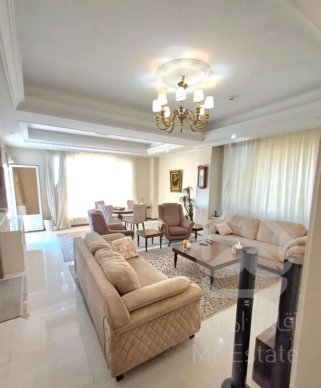 آپارتمان ۹۵متر/فول امکانات/تاپ لوکیشین / دوپارکینگ