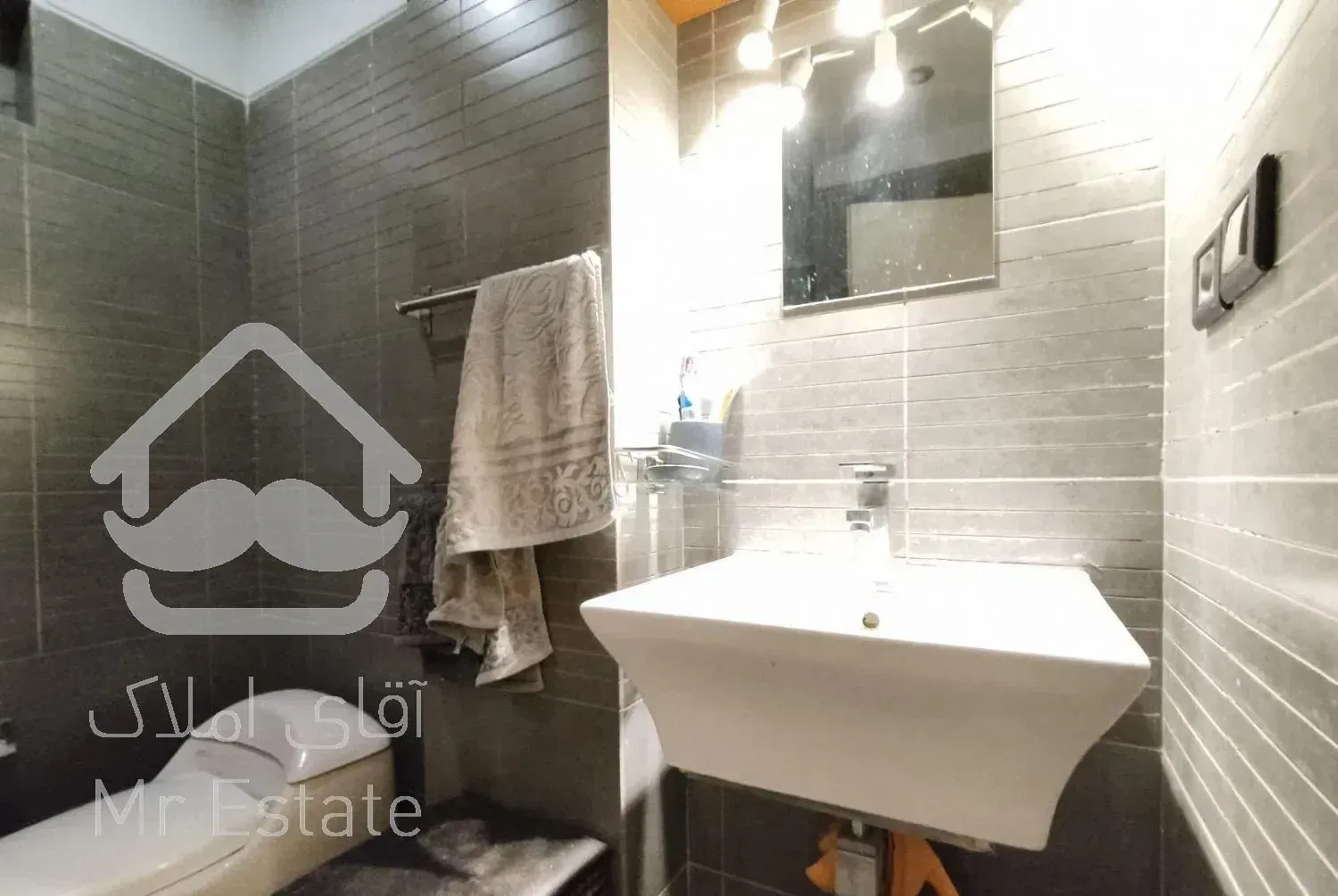 ولنجک/ 120 متر 3 خواب دوبلکس/ خوش نقشه / فایل شخصی