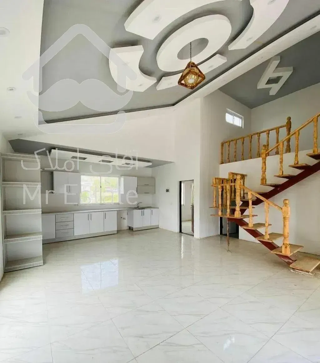 نیمپیلوت بانماچشمگیر حیاط شیک وسرسبز زمین 350م