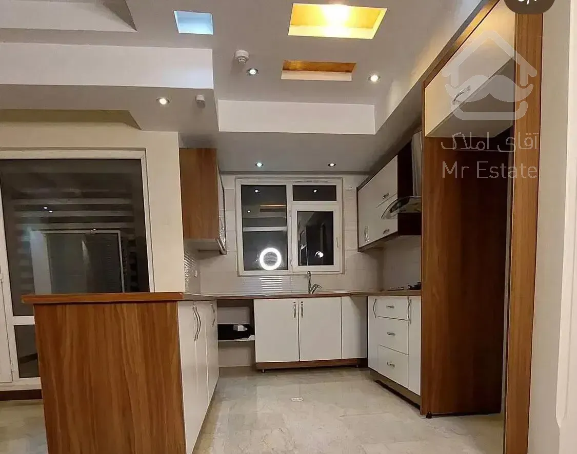 86 متر2 خواب/ 5 ساله/سالن پرده خور/لابی و لابی من