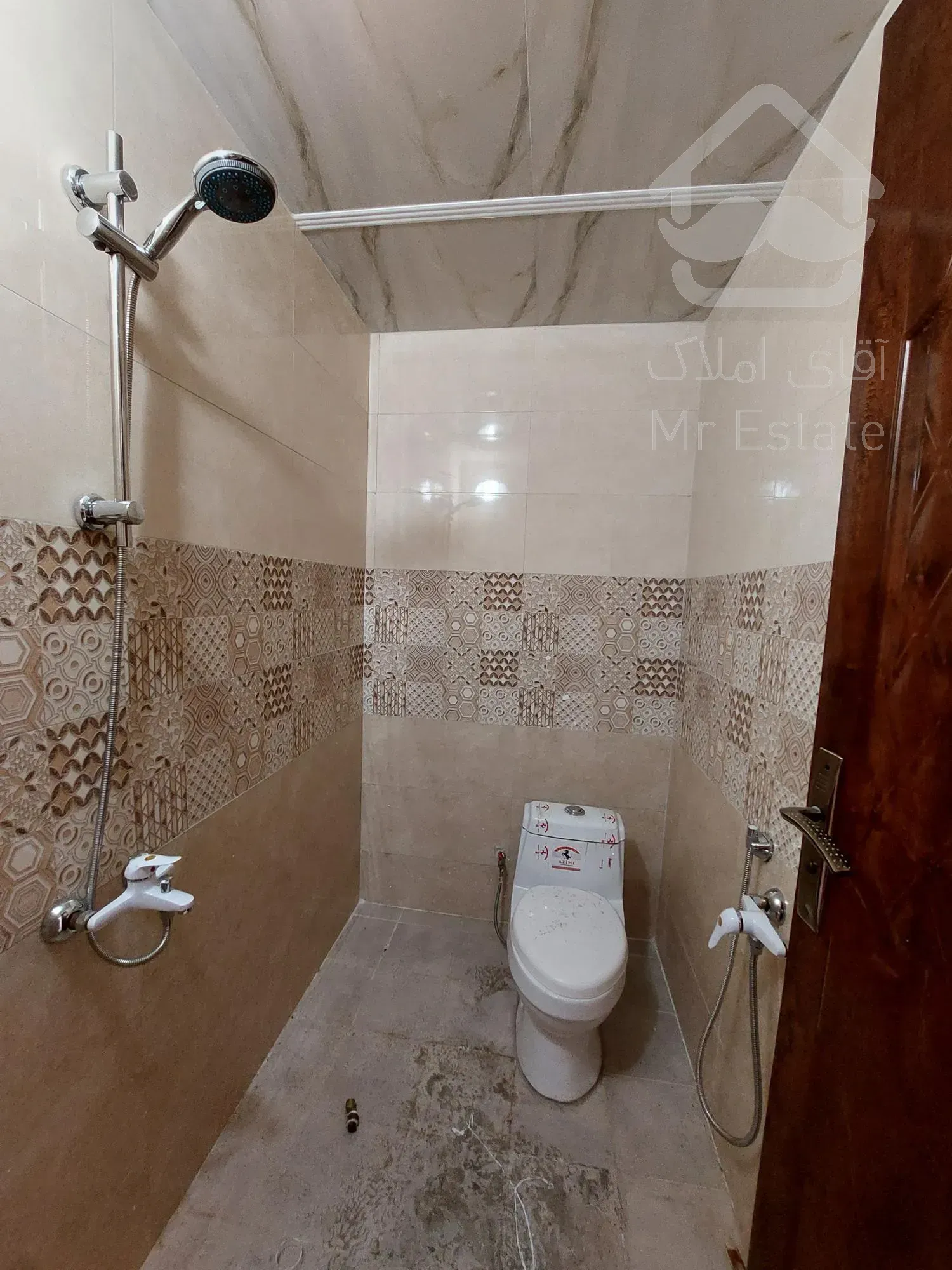 آپارتمان نوساز کلید نخورده